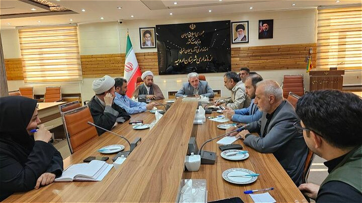 بستر مناسب برای عزاداران حسینی در محرم فراهم شود